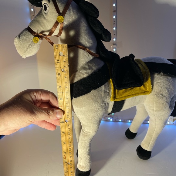 Samson from Sleeping Beauty -Authentic - Picture 5 of 6